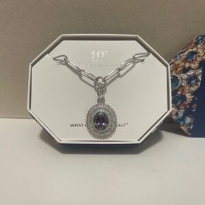 Bomb Party June 2025 Necklace “Hello Miss Gorgeous”